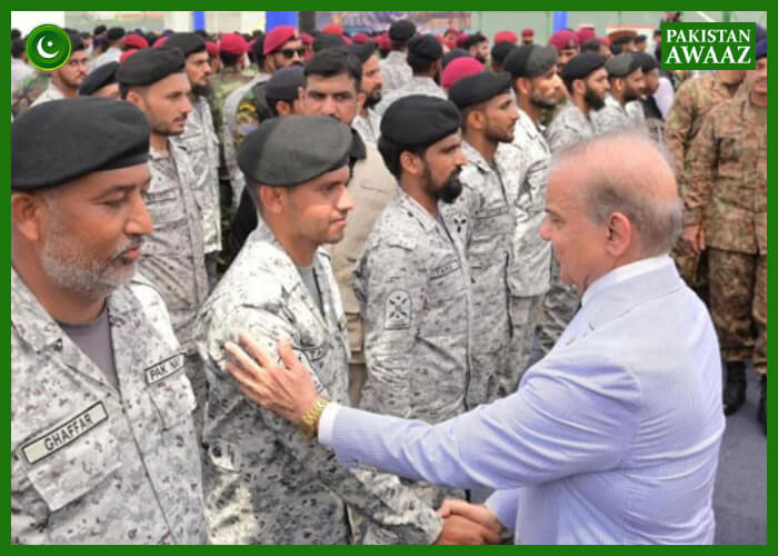 PM Shehbaz visits dockyard to pay tribute to Pakistan Navy